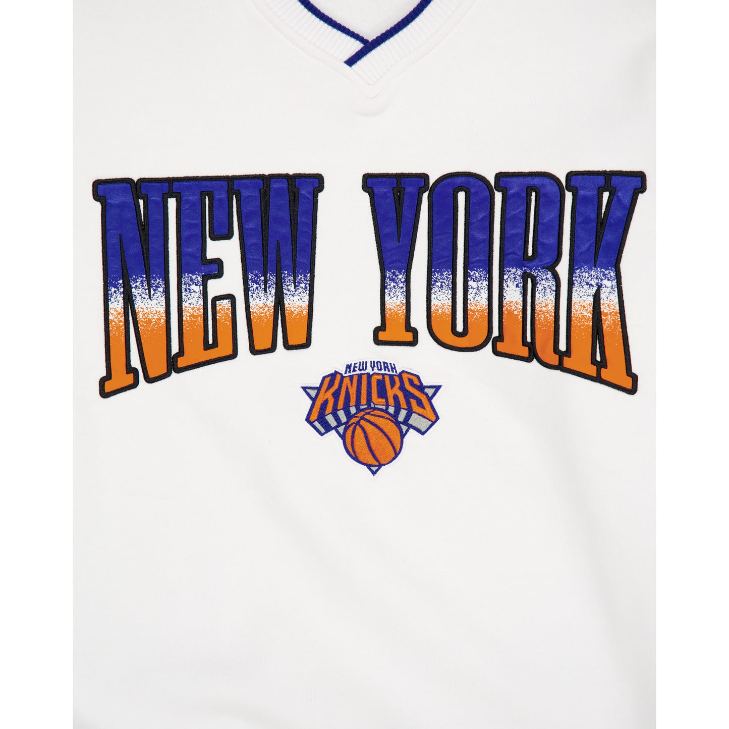 New Era Knicks Sport Classic V-Neck Crew