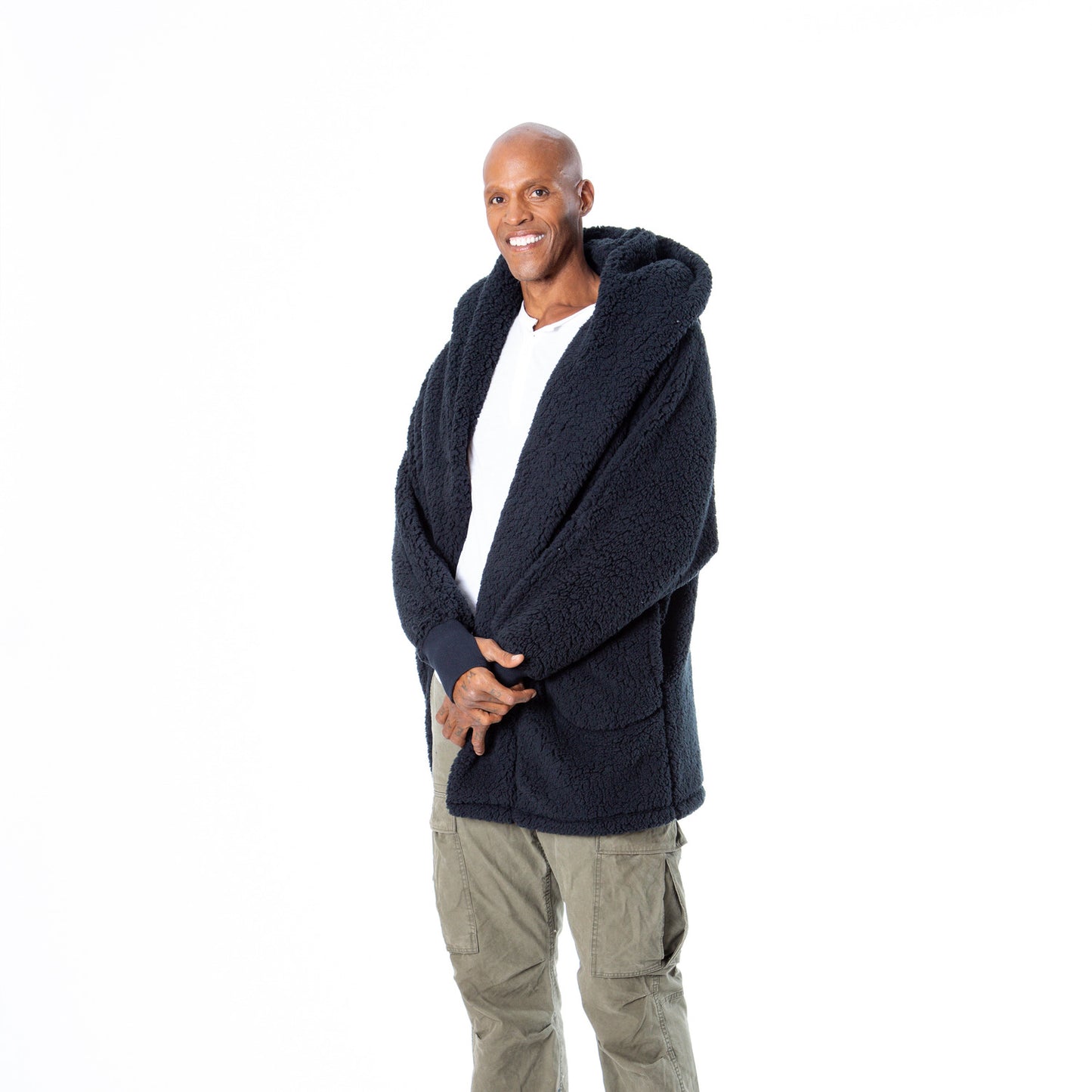 Jill Martin Knicks Breast Cancer Awareness Sherpa Lounger In Black - Front View 3