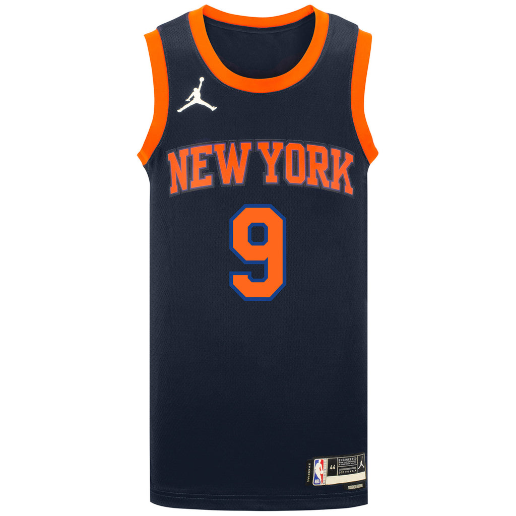 Knicks 22/23 Autographed Jersey Package