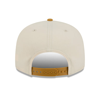 New Era Knicks Two Tone Light Cream/Tan Colorpack 950 Snapback
