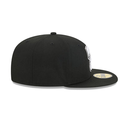 New Era Knicks HWC Black and White 5950 Fitted Hat - Right Side View