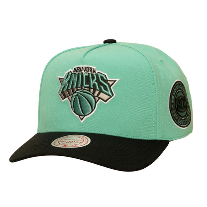 Mitchell & Ness Knicks In the City Pro Snapback