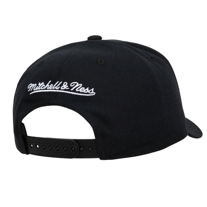 Mitchell & Ness Knicks 2026 NBA Champions Script Snapback