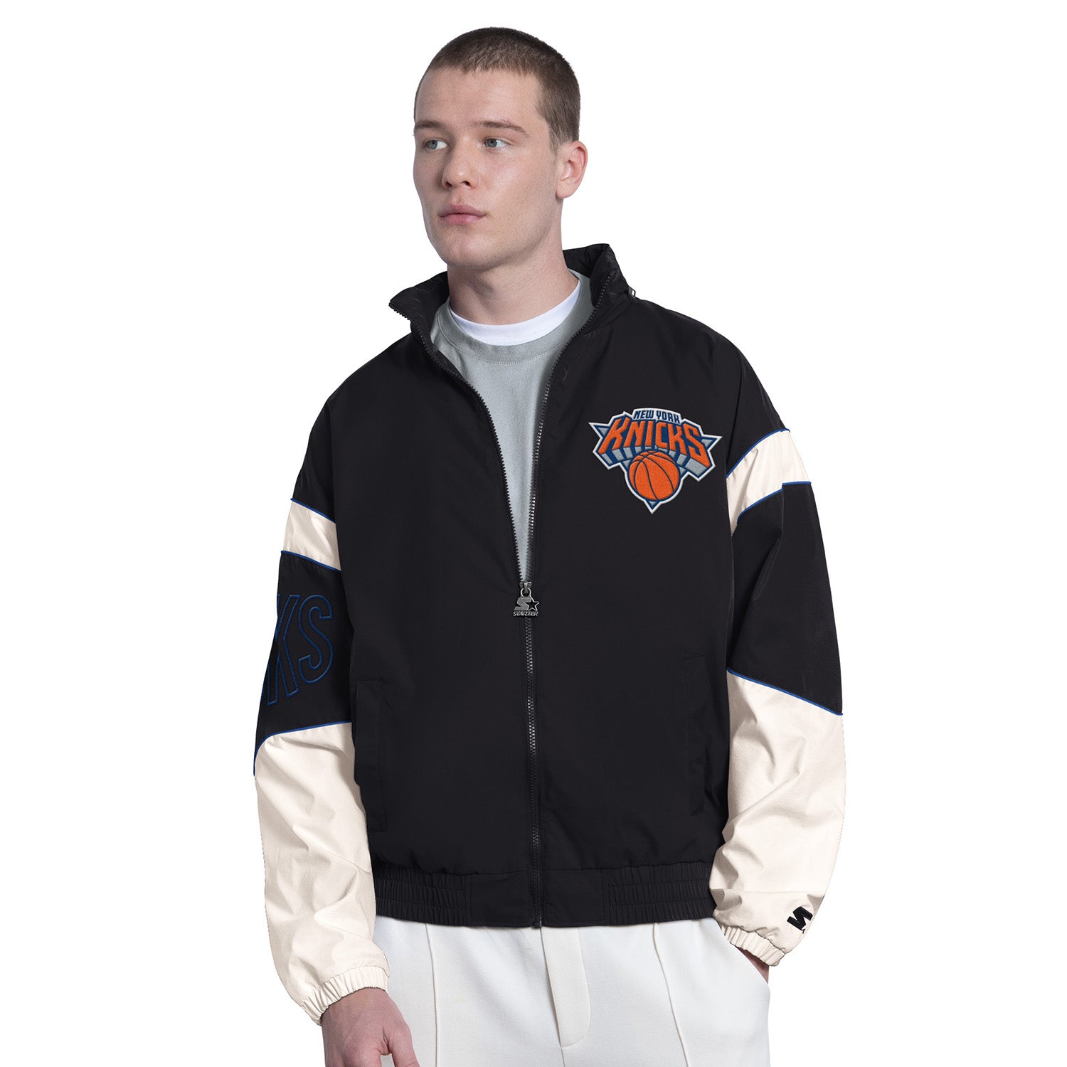 puma New York Knicks ニックス ウォームアップジャケット Men's New York Knicks Jackets – Shop Madison Square Garden