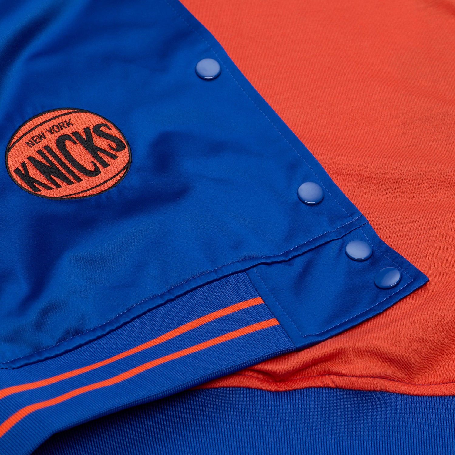 Women's Mitchell & Ness Knicks Double Clutch Crop Satin Jacket - Inside View