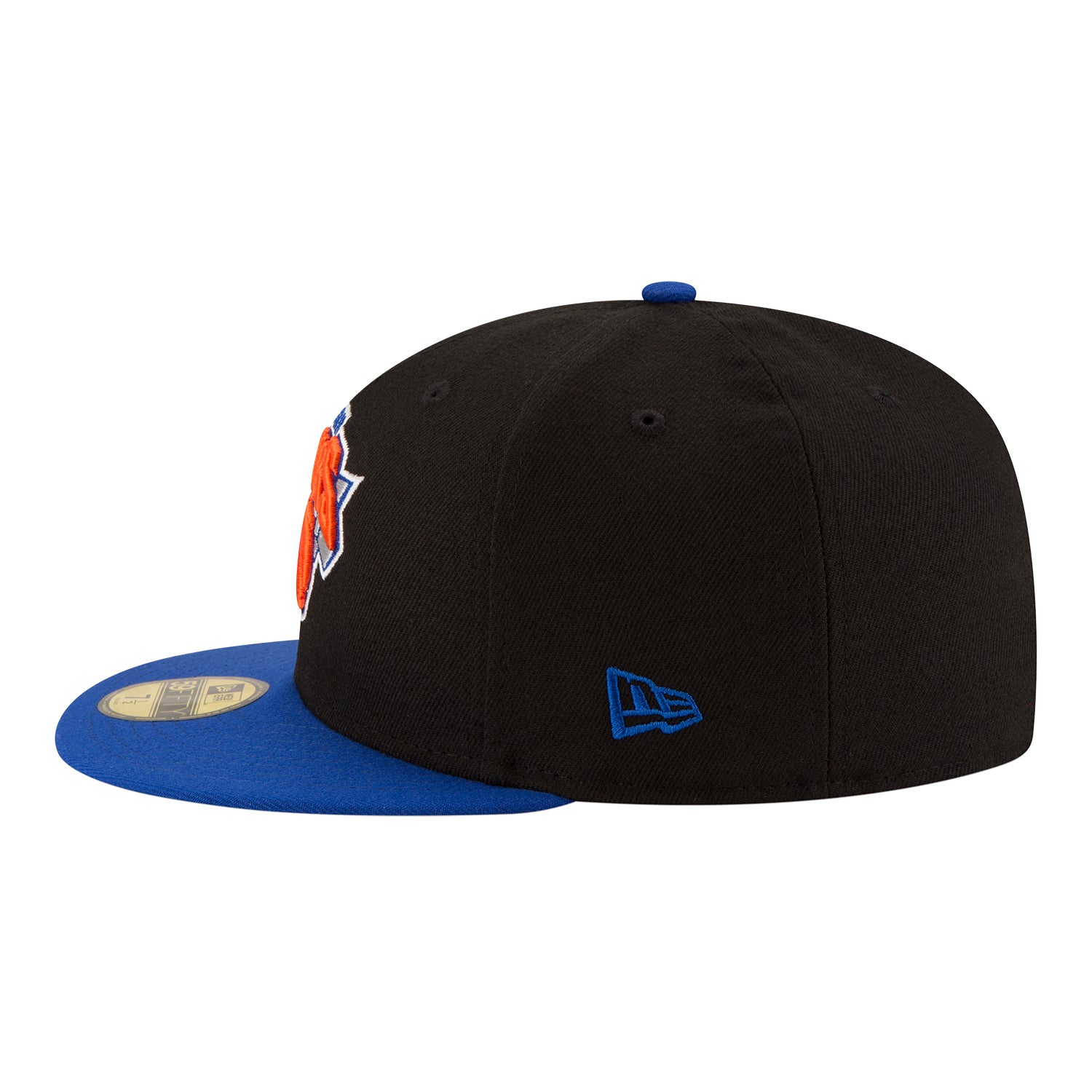 New Era Knicks Two Tone 59Fifty Fitted In Black - Side View