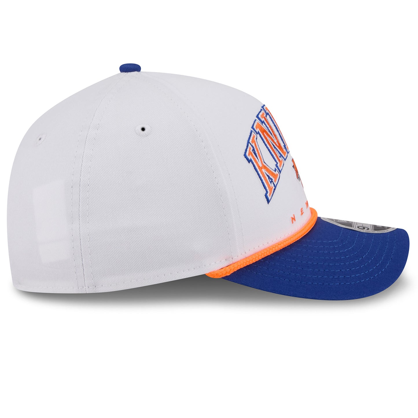 New Era Knicks Arch 940 M-Crown A Frame Snapback White/Royal - Side View