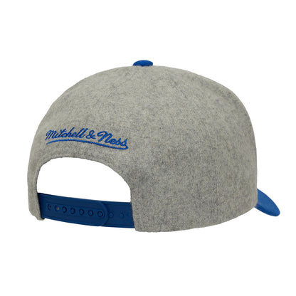 Mitchell & Ness Knicks Tailsweep Pro Snapback - Back View