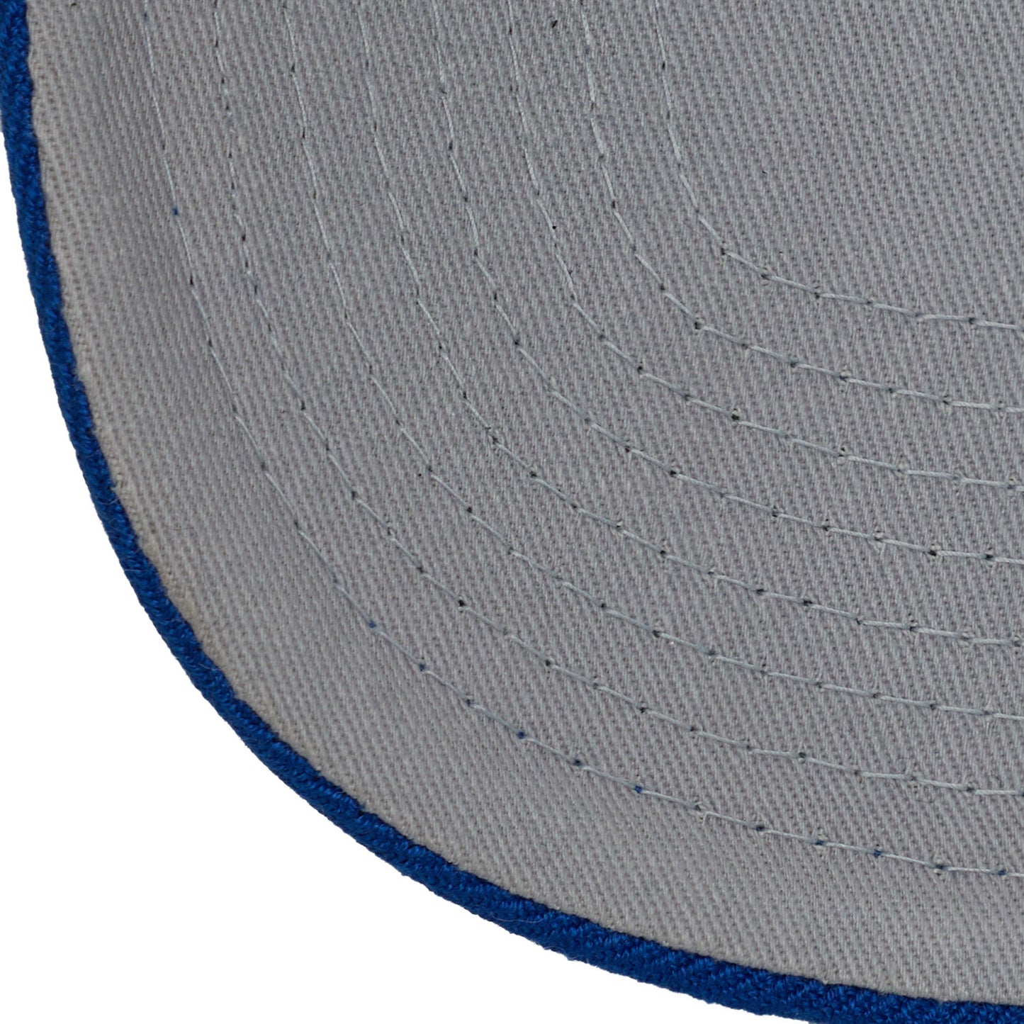 Mitchell & Ness Knicks Tailsweep Pro Snapback - Under Bill View