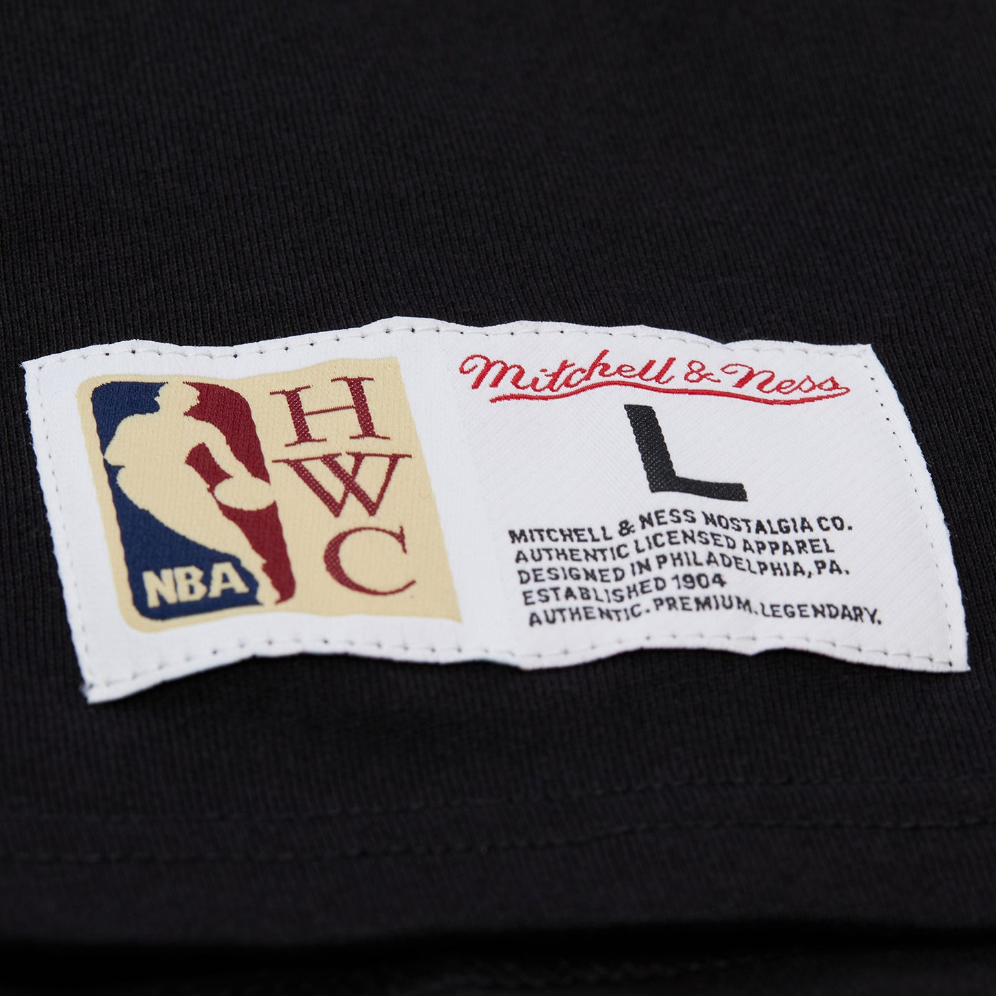 Mitchell & Ness Knicks Black Training Camp Longsleeve Tee - Tag View