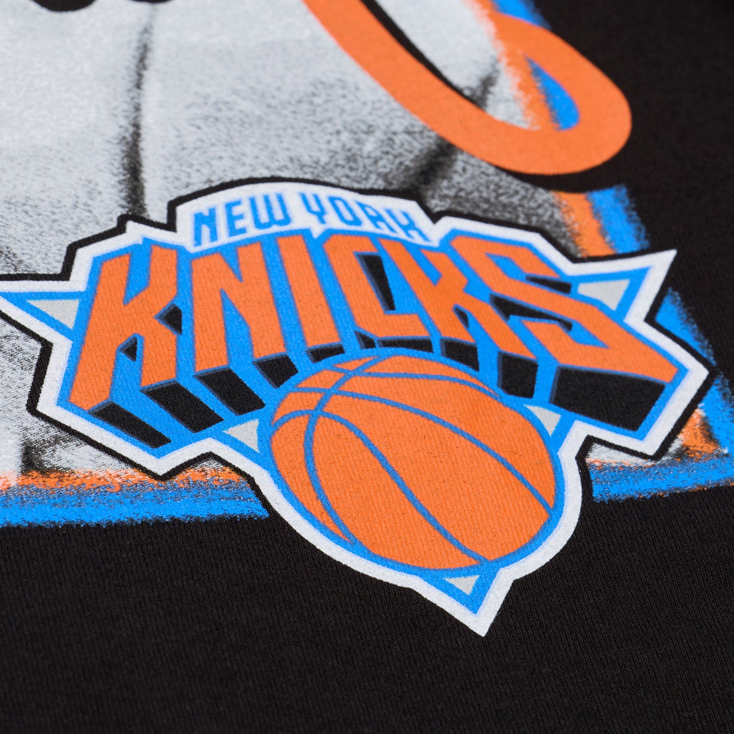 Mitchell & Ness Knicks Patrick Ewing Freeze Frame Tee - Logo View