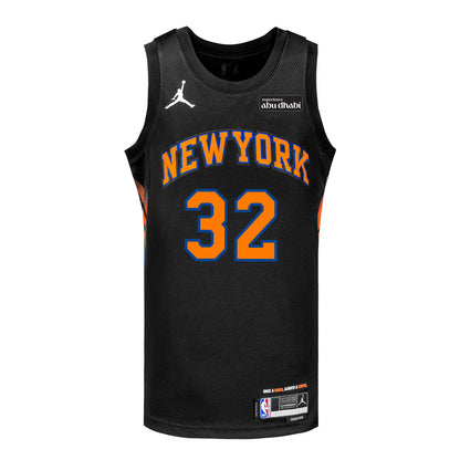 Karl-Anthony Towns Nike Black Statement Swingman Jersey - Front View