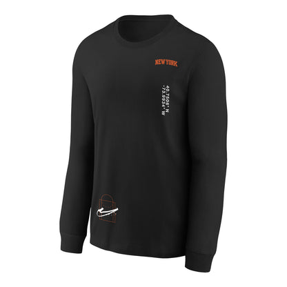 Youth Nike Knicks MAX90 Graphic Longsleeve Tee In Black - Front View