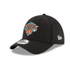 New Era Knicks 39THIRTY Flex Hat in Black - Left View