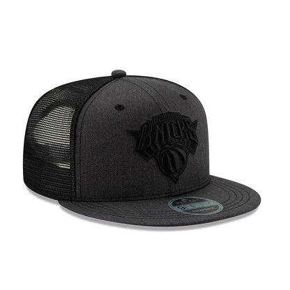 New Era Knicks 9FIFTY Herringbone Snapback Hat in Black - Front Right View