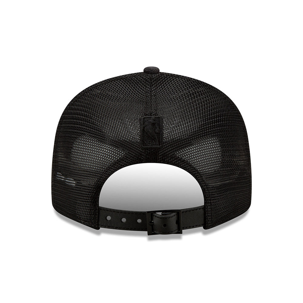 New Era Knicks 9FIFTY Herringbone Snapback Hat in Black - Back View