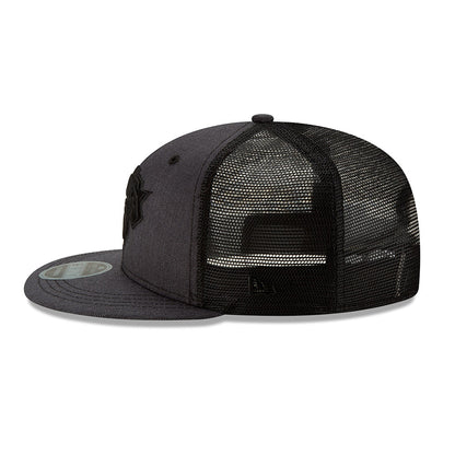 New Era Knicks 9FIFTY Herringbone Snapback Hat in Black - Left View