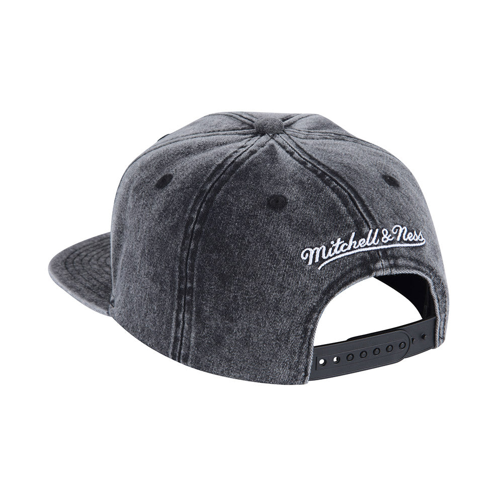 Mitchell & Ness Knicks Black Snow Wash Natural Snapback Hat in Faded Denim - Back View