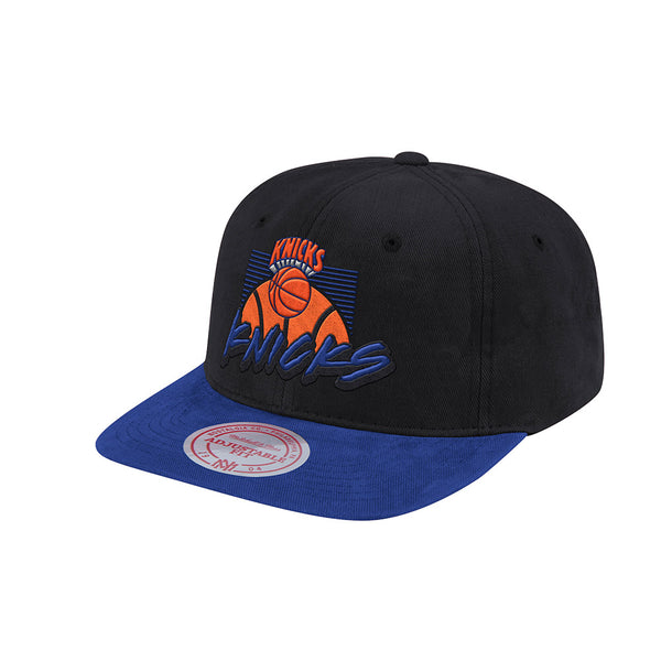 Mitchell & Ness Knicks Retro Stack Snapback Hat in Black - Left View