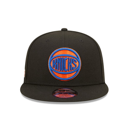 New Era Knicks City Edition 22-23 Alt Snapback Hat In Black, Orange & Blue - Front View
