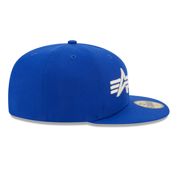 New Era Knicks Alpha Collection Fitted Hat In Blue - Right Side View