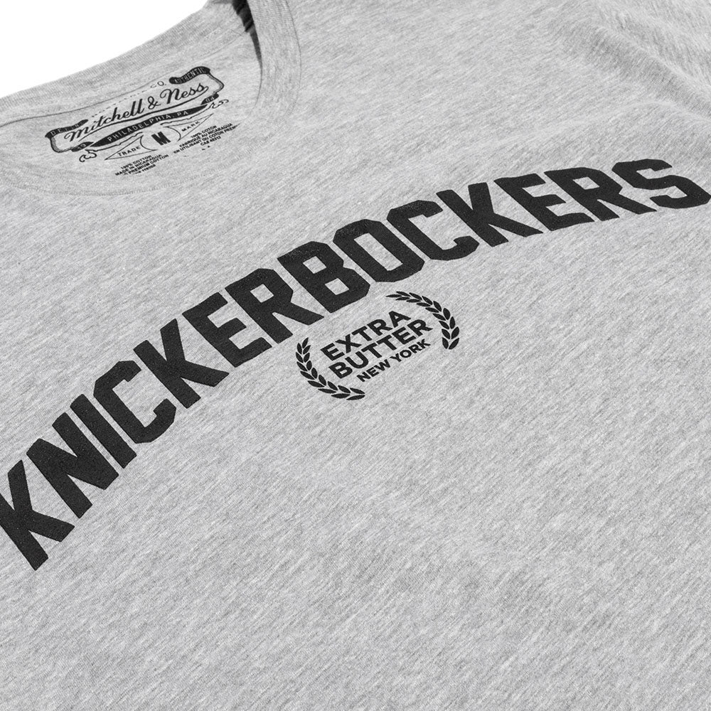Knicks x Extra Butter x Mitchell & Ness Knickerbockers Arc Tee in Grey - Text Close Up