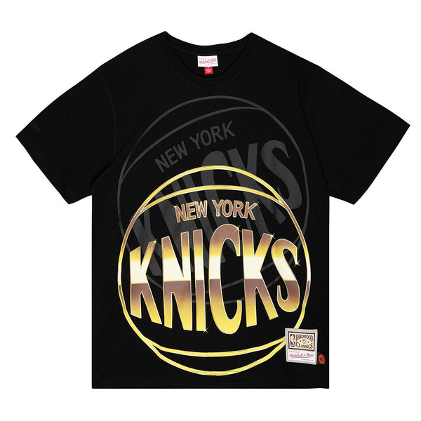 Mitchell & Ness Knicks Big Face 4.0 Tee in Black- Front View