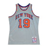 Knicks Mitchell & Ness 75th Silver Willis Reed #19 Swingman Jersey in Grey - Front View