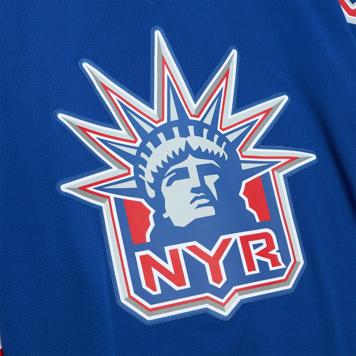 Mitchell & Ness Rangers Wayne Gretzky 1996 Alternate Jersey In Blue - Zoom View On Front Graphic